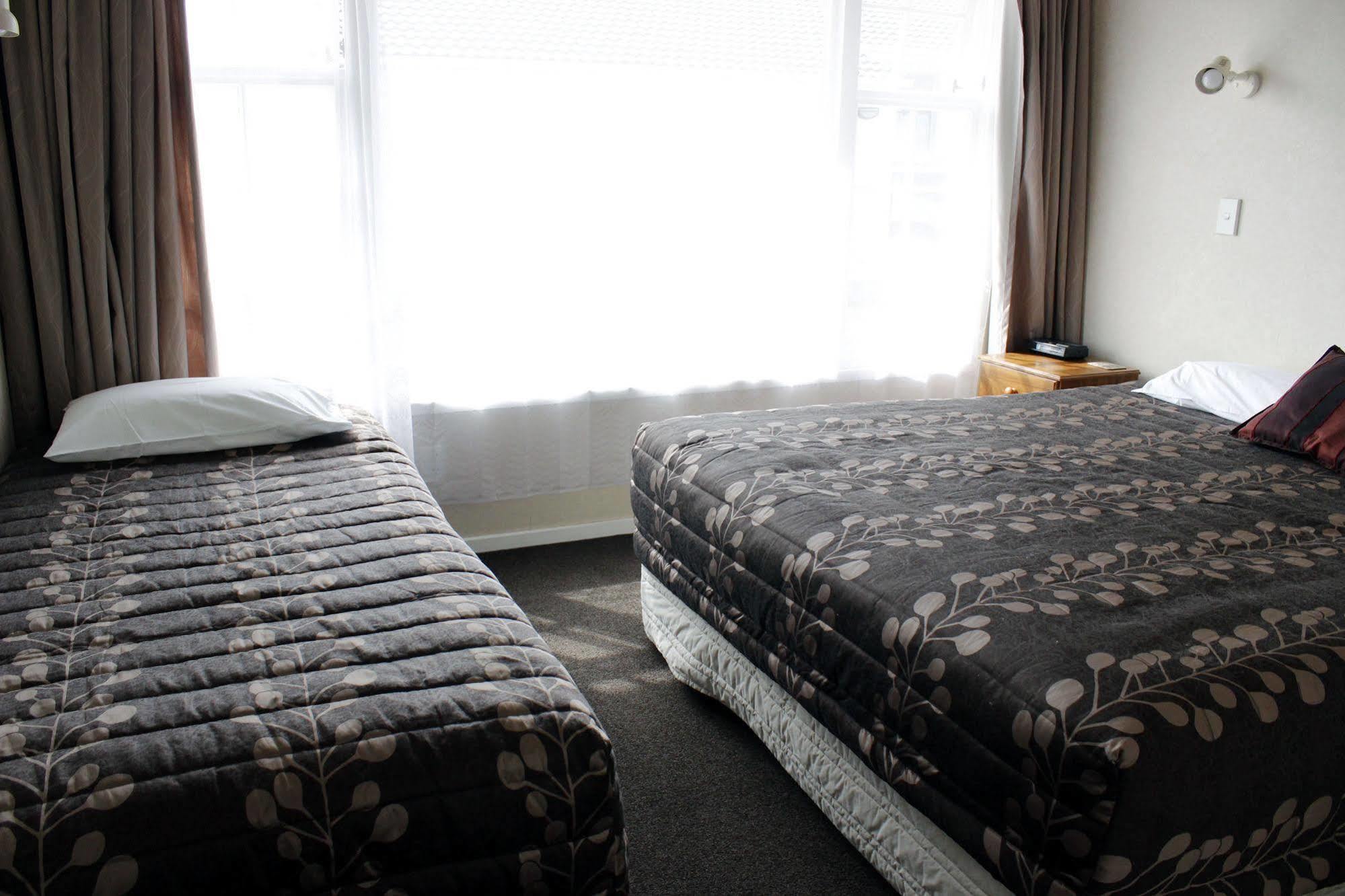 Colonial Motel Инверкаргилл Экстерьер фото